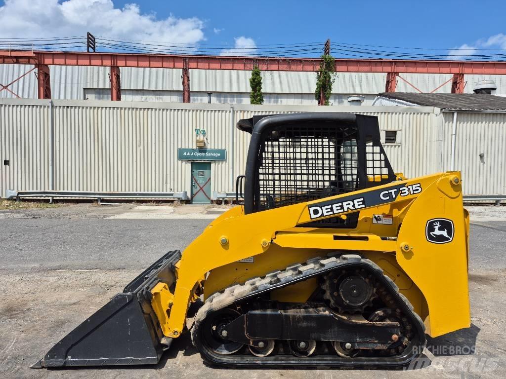 DEERE CT315 Chargeuse compacte