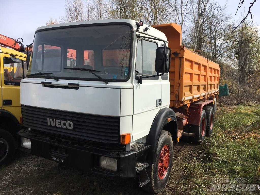 Iveco 330-26 Camion benne