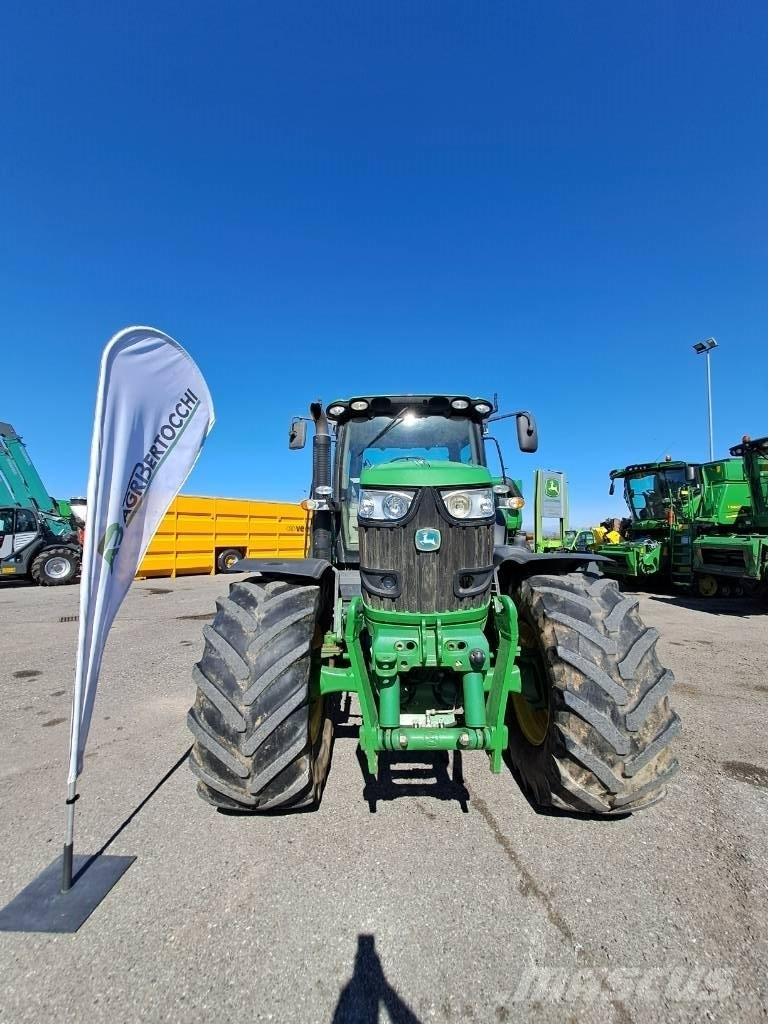 John Deere 6210 R Tracteur