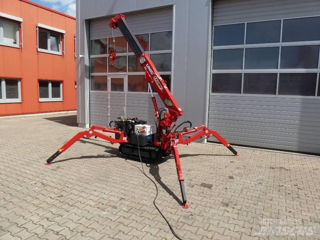Unic URW-094 Mini grue