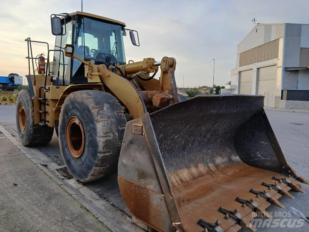 CAT 966 G series II Chargeuse sur pneus