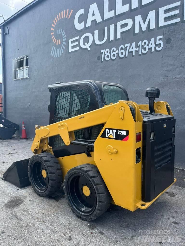 CAT 226 D Chargeuse compacte