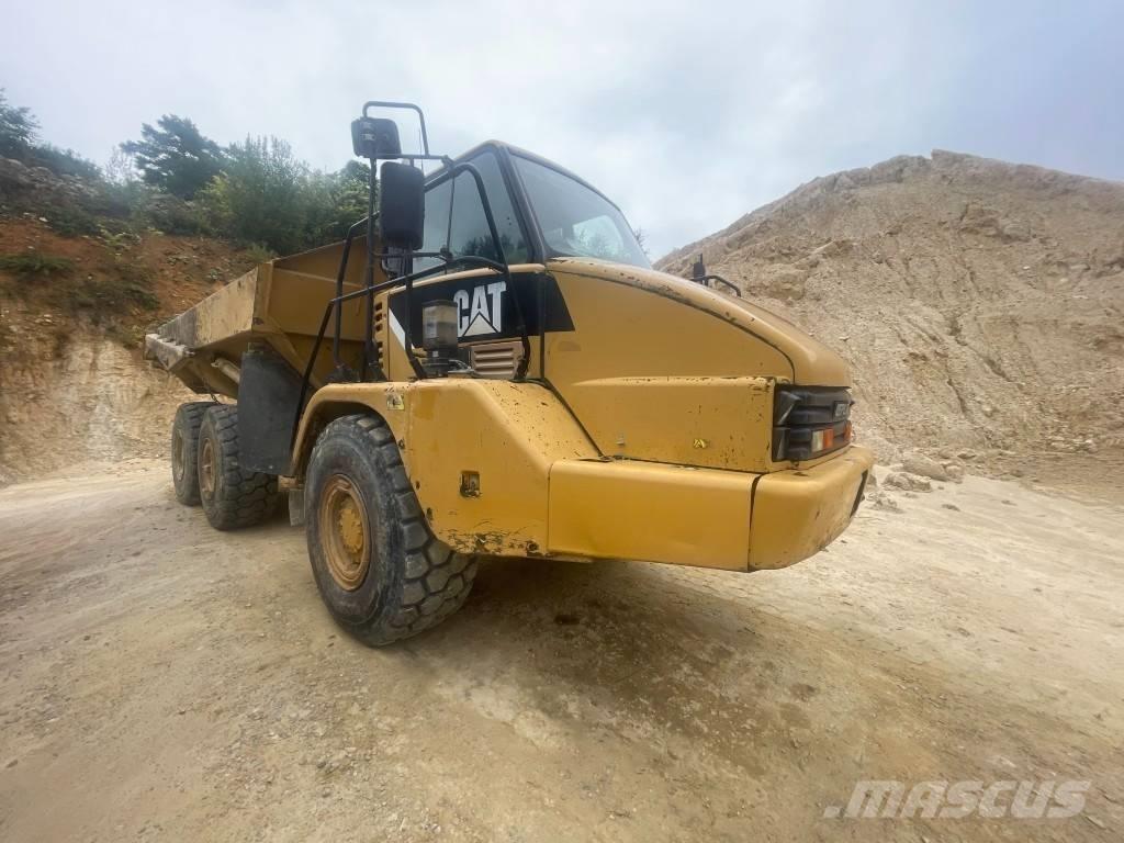 CAT 730 Tombereau articulé