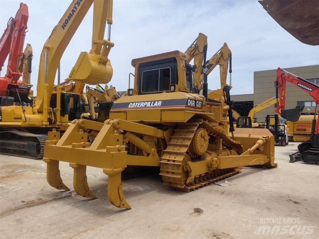 CAT D 6 R Bouteurs sur chenilles