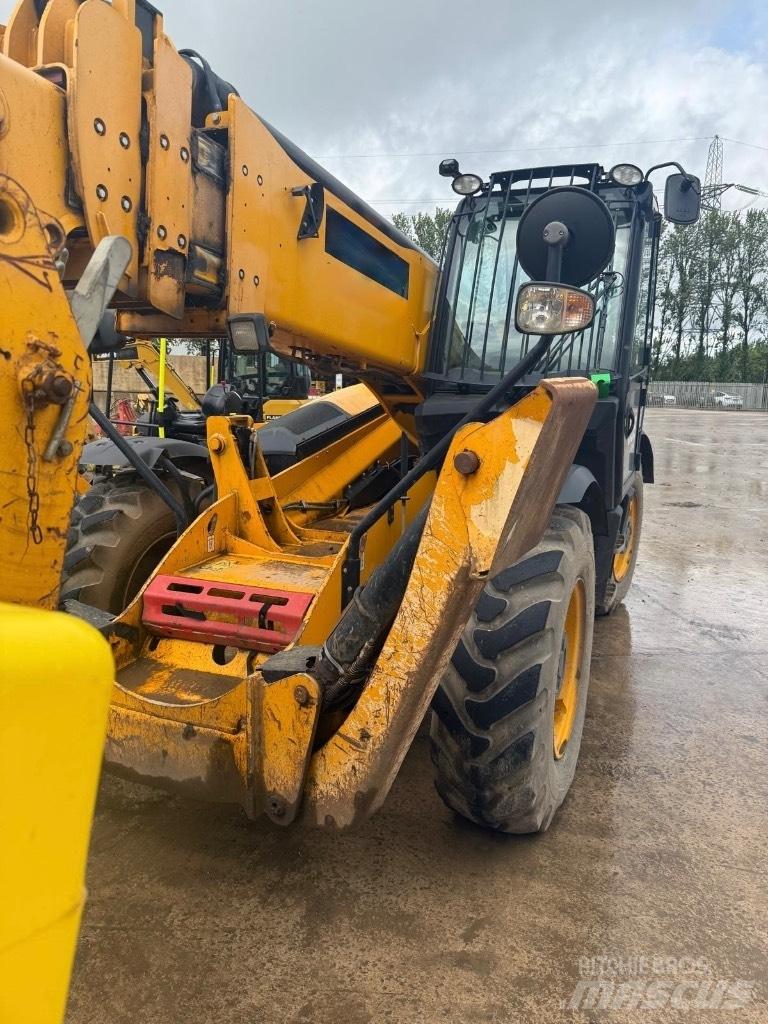 JCB 540-170 Chariot télescopique
