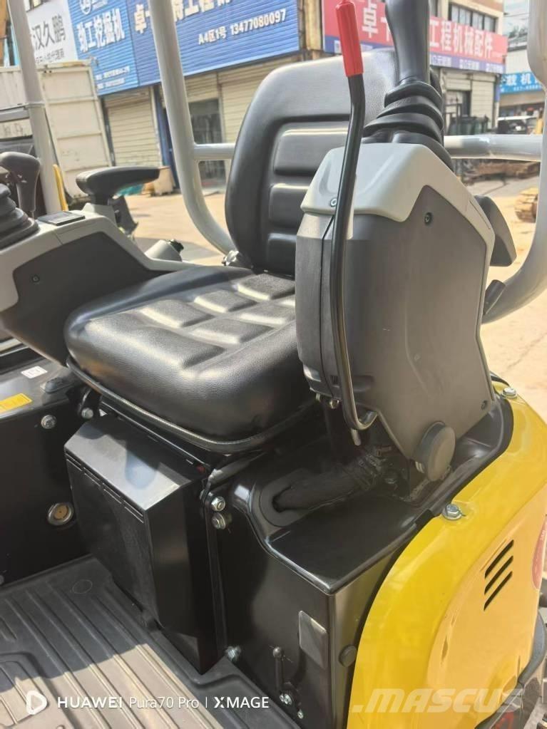 Wacker Neuson EZ 20 Pelle sur chenilles