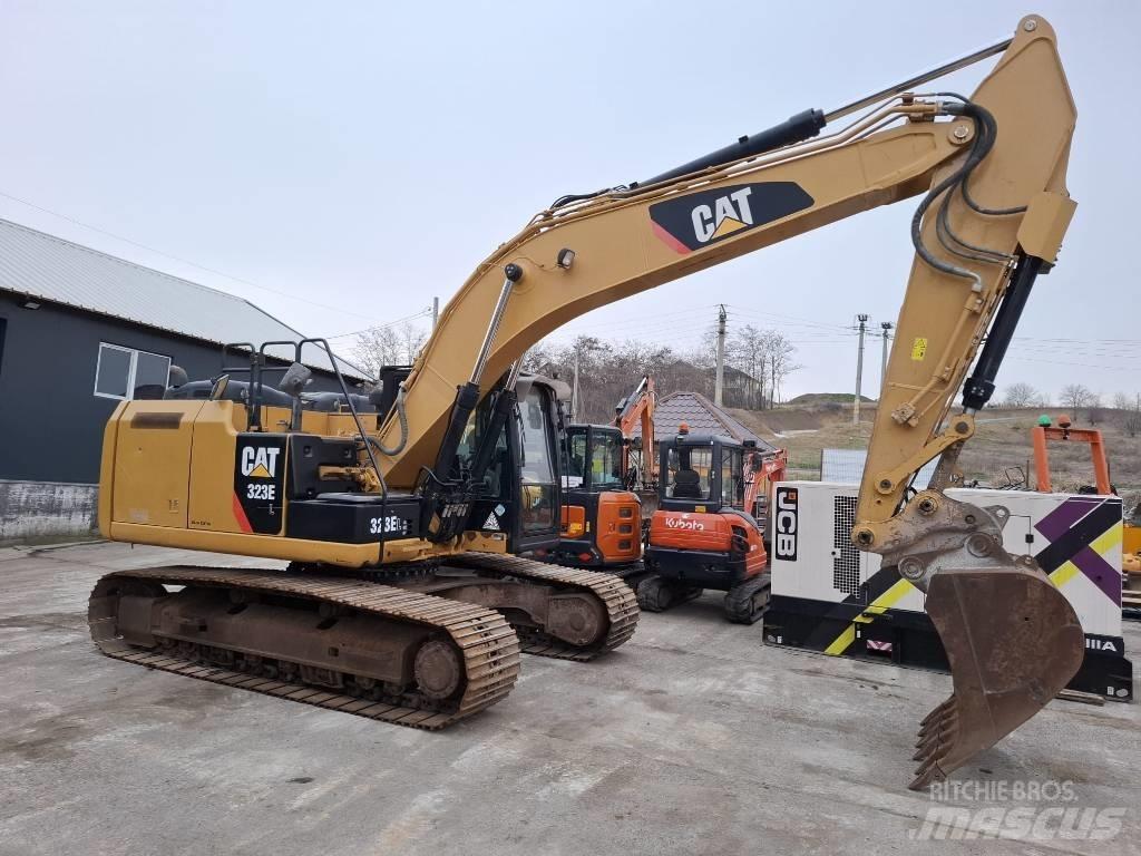 CAT 323 EL Pelle sur chenilles