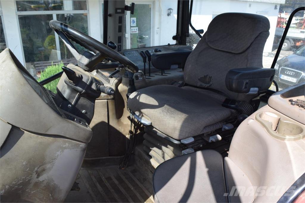 Case IH MXM 130 Tracteur