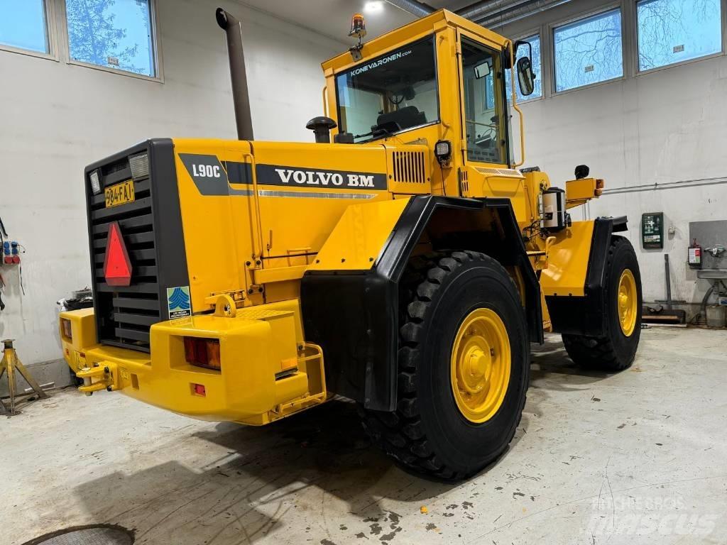 Volvo L 90C Chargeuse sur pneus