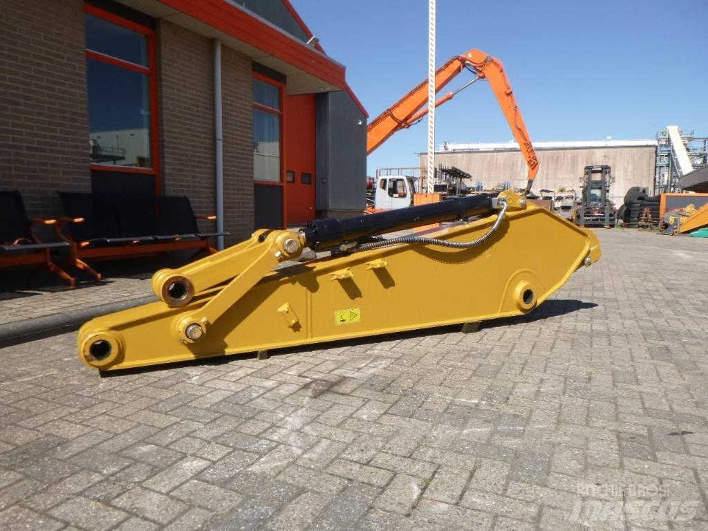 CAT 320 GC Pelle rétro arrière