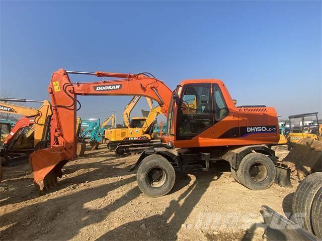Doosan DH150 Pelle sur chenilles
