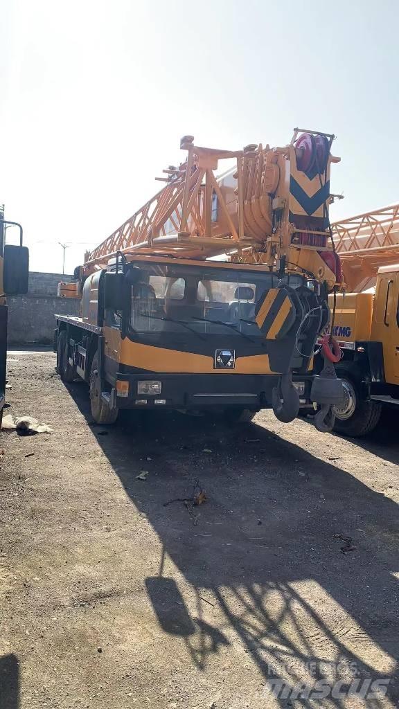 XCMG QY25K-1 Grues tout terrain