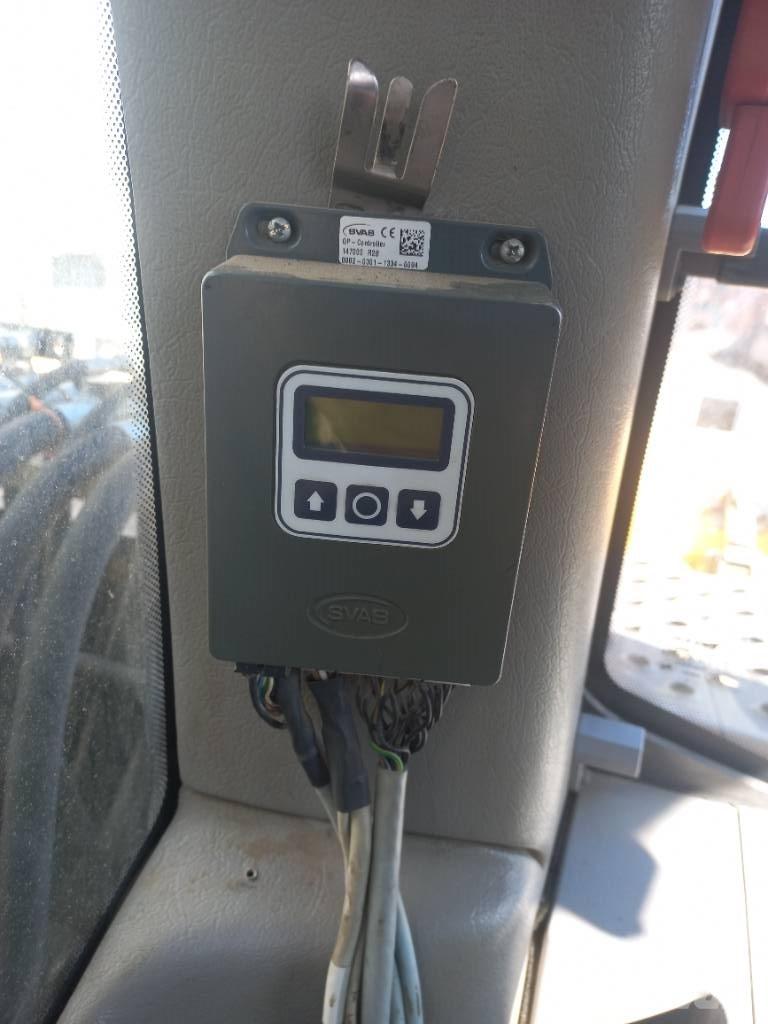 Volvo EW 160 C Pelle sur pneus