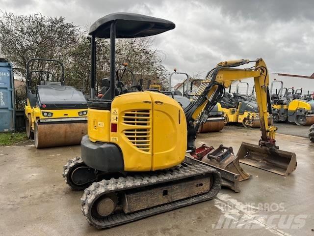 Komatsu PC 26 MR-3 Mini pelle < 7t