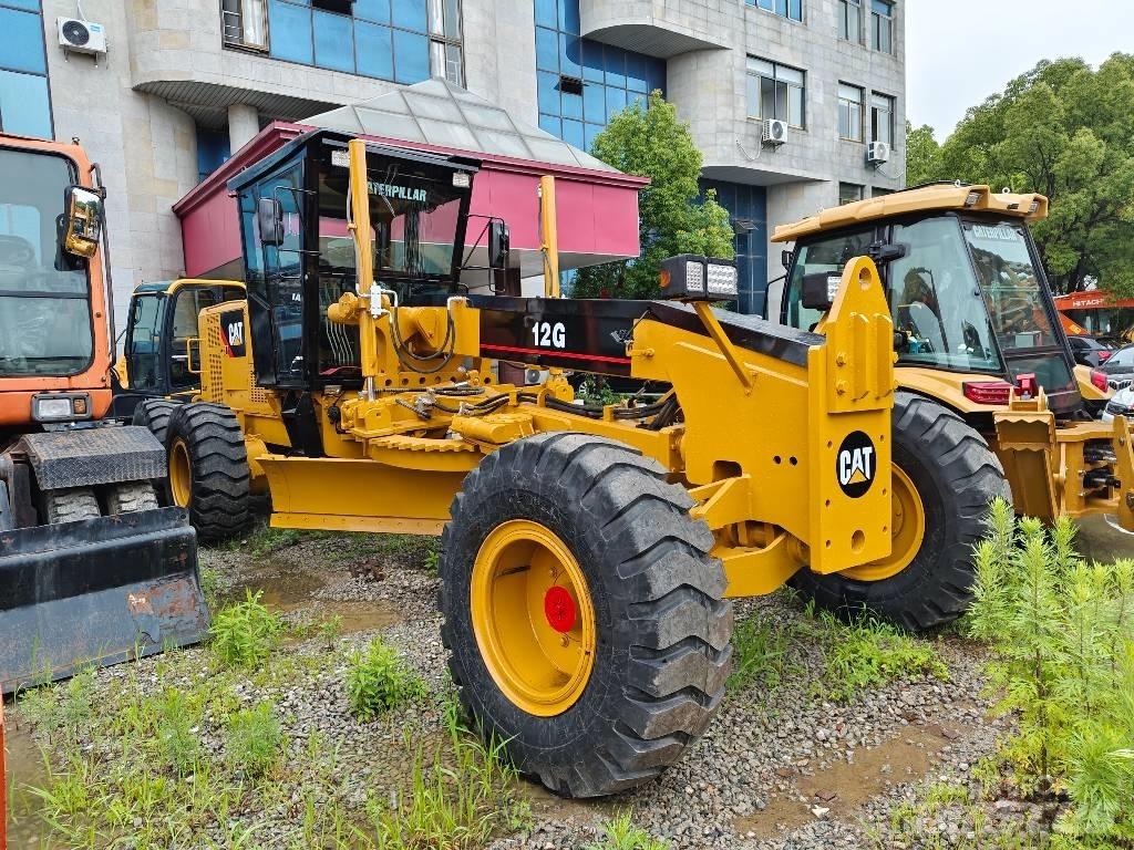 CAT 12 G Niveleuse
