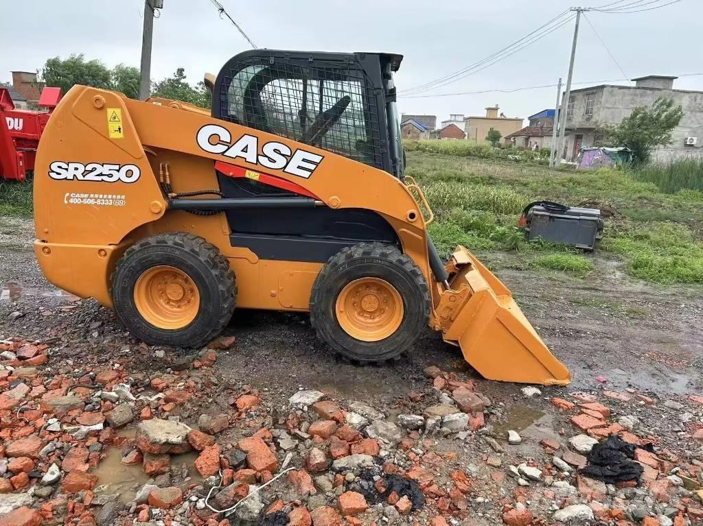 CASE SR 250 Chargeuse compacte