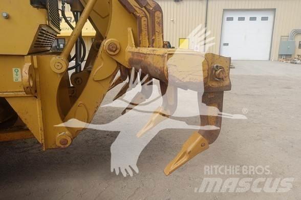 CAT 140M Niveleuse
