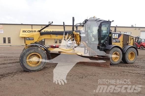 CAT 140M Niveleuse