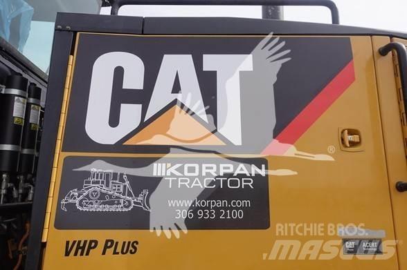 CAT 14M Niveleuse
