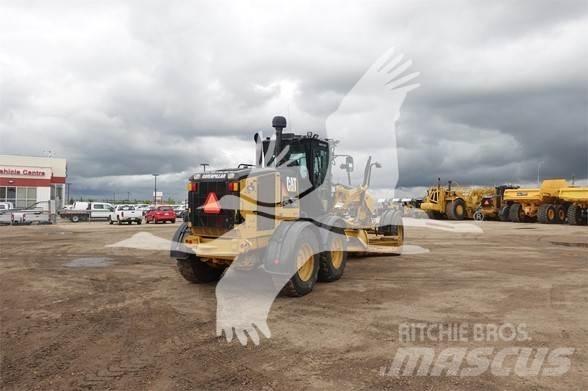 CAT 160M Niveleuse