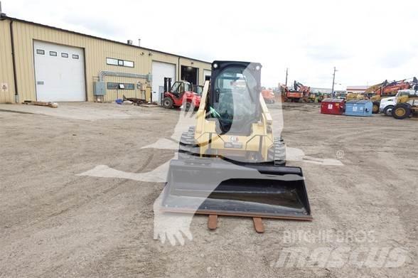 CAT 262D3 Chargeuse compacte