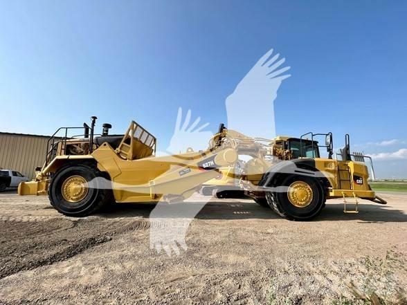 CAT 627H Scraper