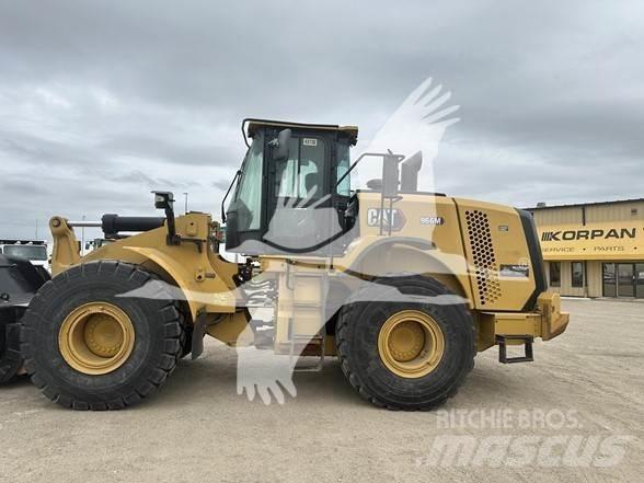 CAT 966M Chargeuse sur pneus