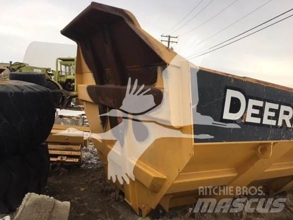 John Deere  Construction - Autres