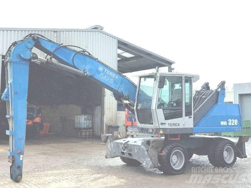 Fuchs MHL 320 D Pelle à déchets
