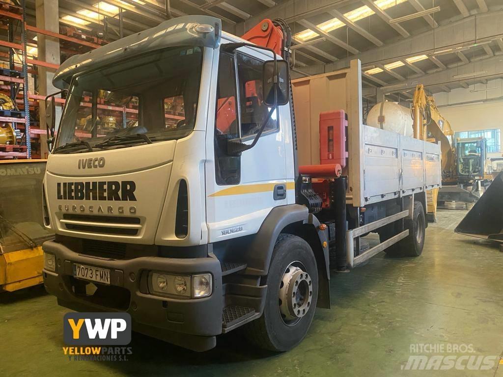 Iveco ML180E28 Camion plateau ridelle avec grue