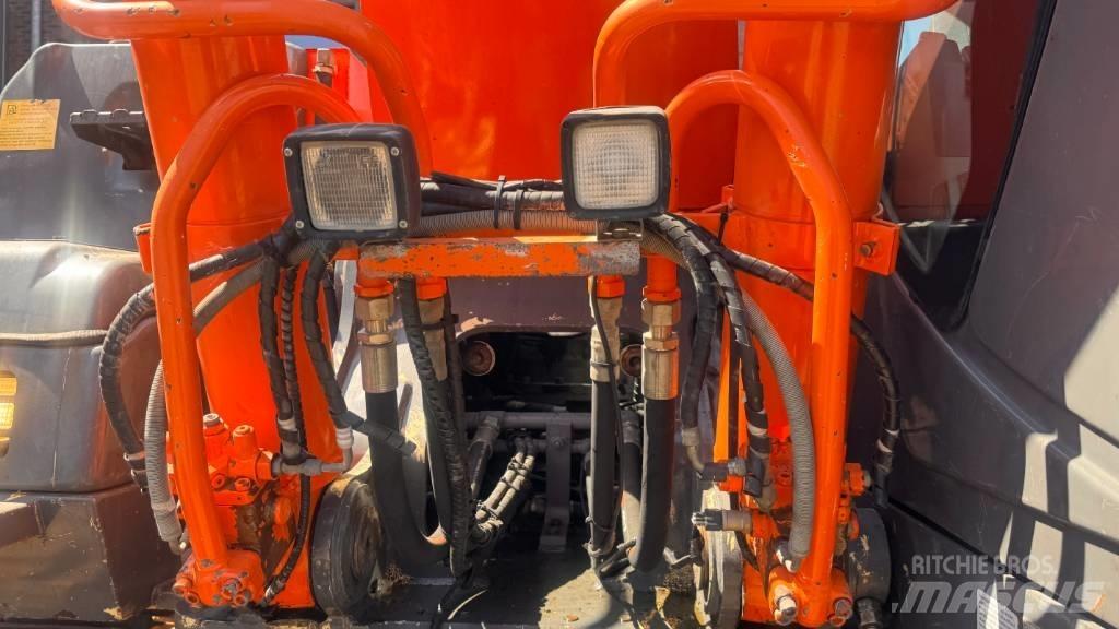Hitachi ZX 280 LC-3 Pelle sur chenilles