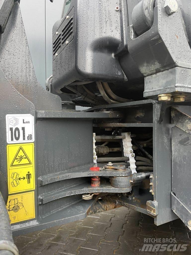 Komatsu WA80-6 Chargeuse sur pneus