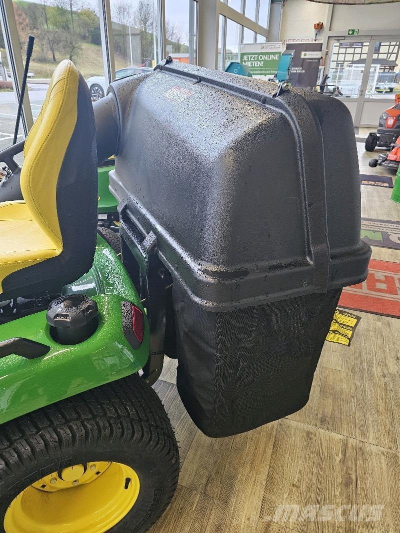 John Deere X590 Faucheuse