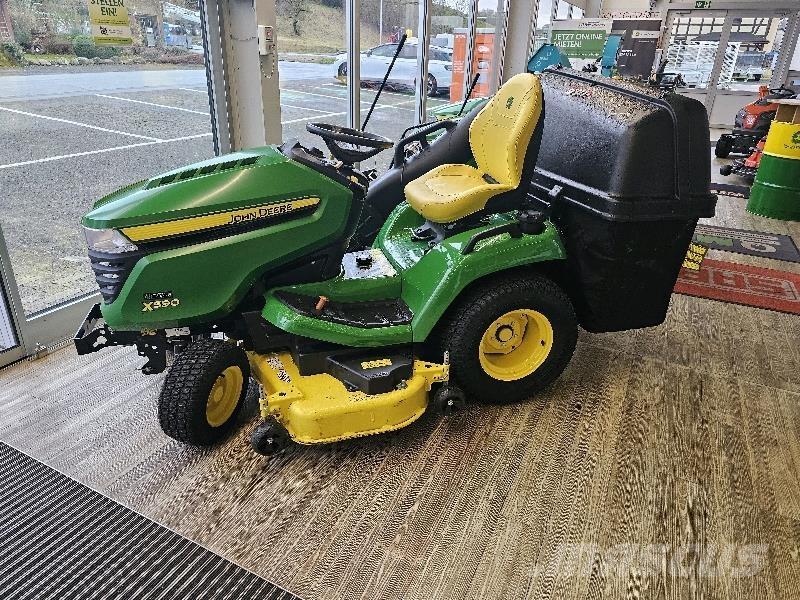 John Deere X590 Faucheuse