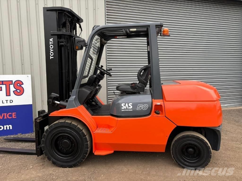 Toyota 7 FDA 50 Chariots diesel
