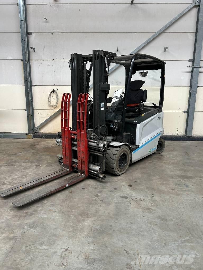 UniCarriers MX35L Chariots élévateurs électriques