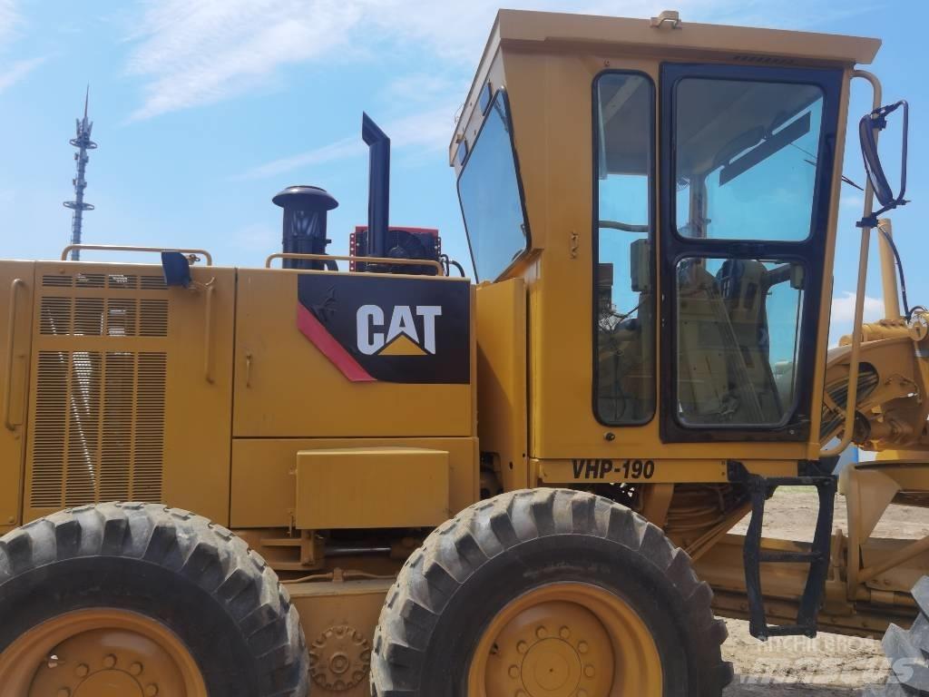 CAT 140 K Niveleuse