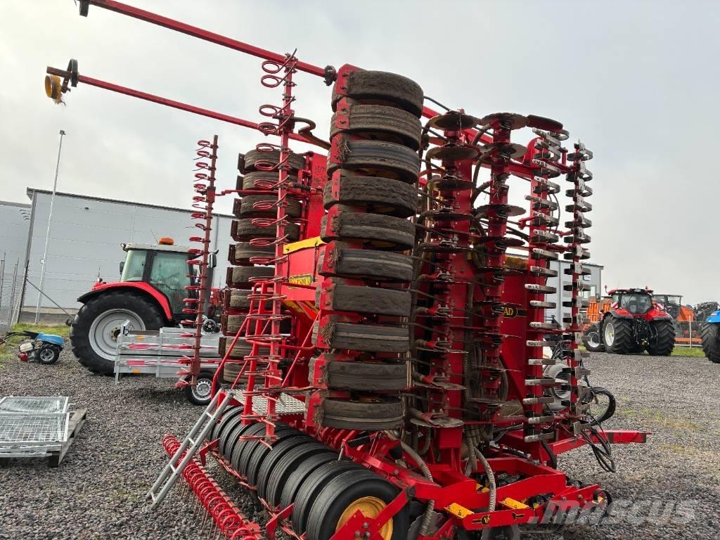 Väderstad Rapid800 Semoir