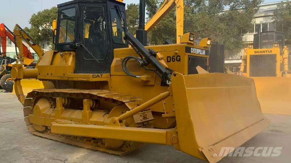 CAT D 6 G Bouteurs sur chenilles
