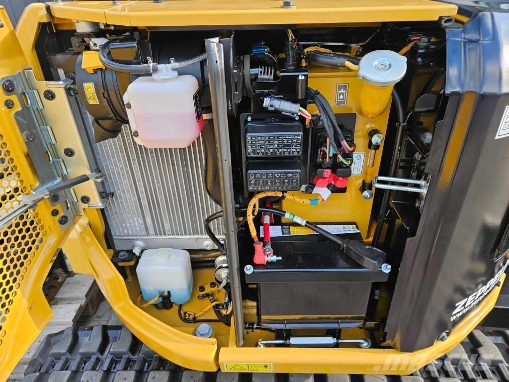 CAT 302.7 CR Mini pelle < 7t
