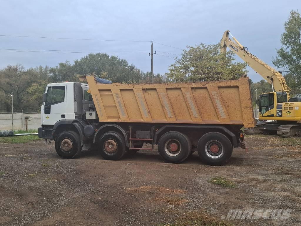 Iveco Trakker 440 Camion benne