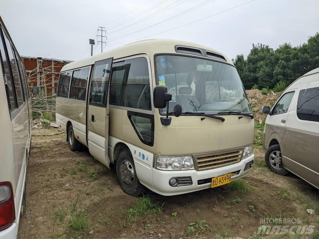 Toyota Coaster Autobus interurbain