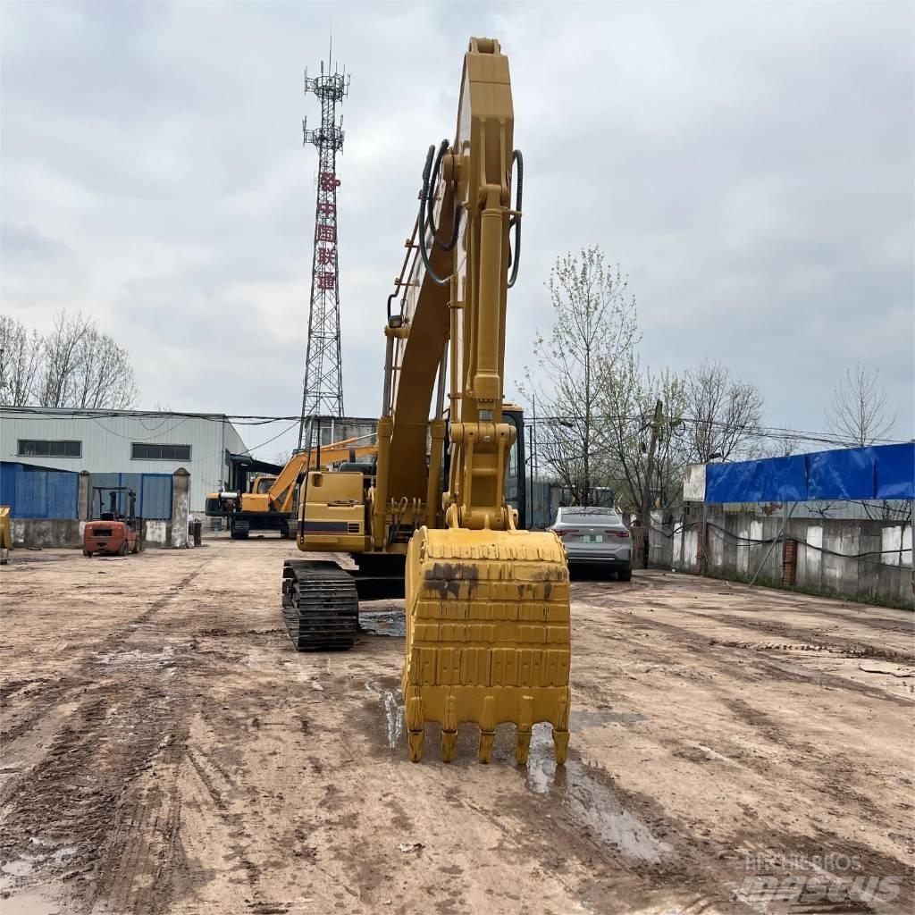 CAT 320 B Pelle sur chenilles