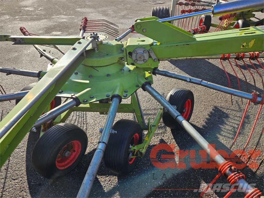 CLAAS Liner 1550 Andaineur