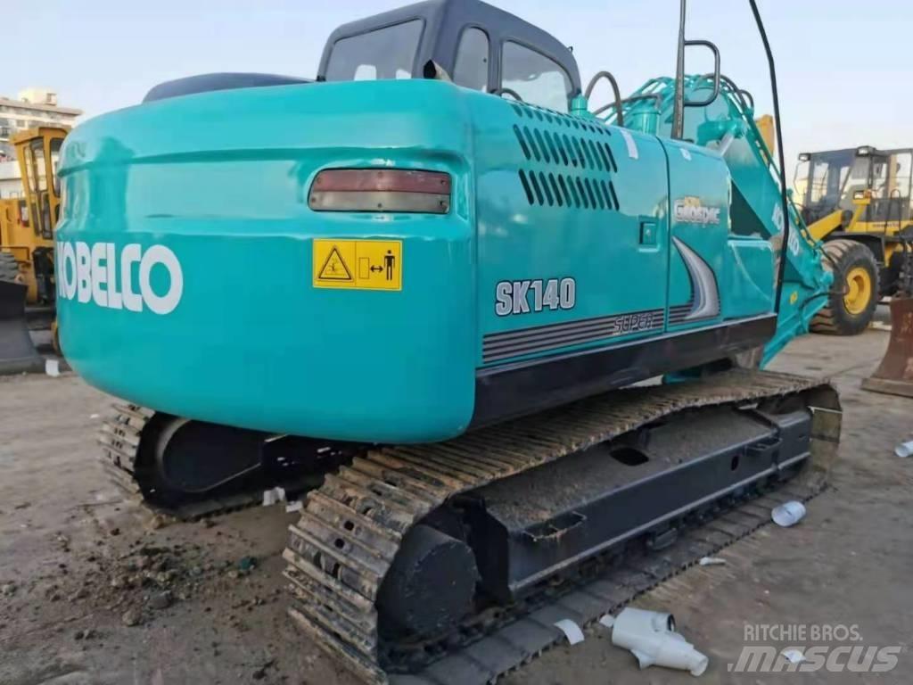 Kobelco SK 140/ Pelle sur chenilles
