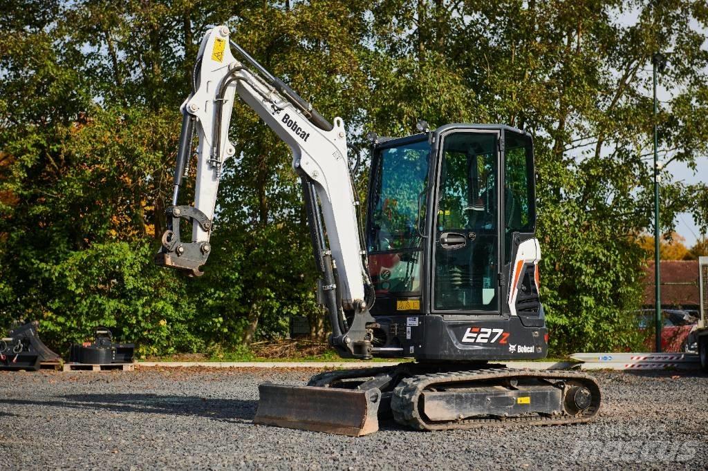 Bobcat E 27 Z Mini pelle < 7t
