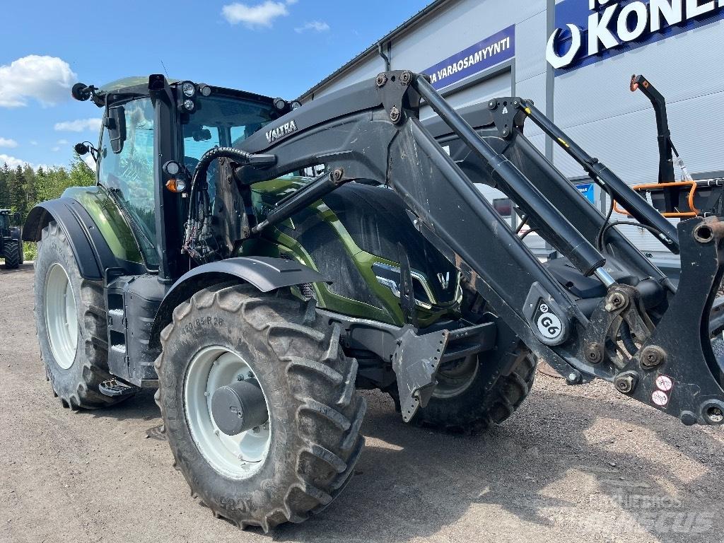Valtra T 145 Tracteur