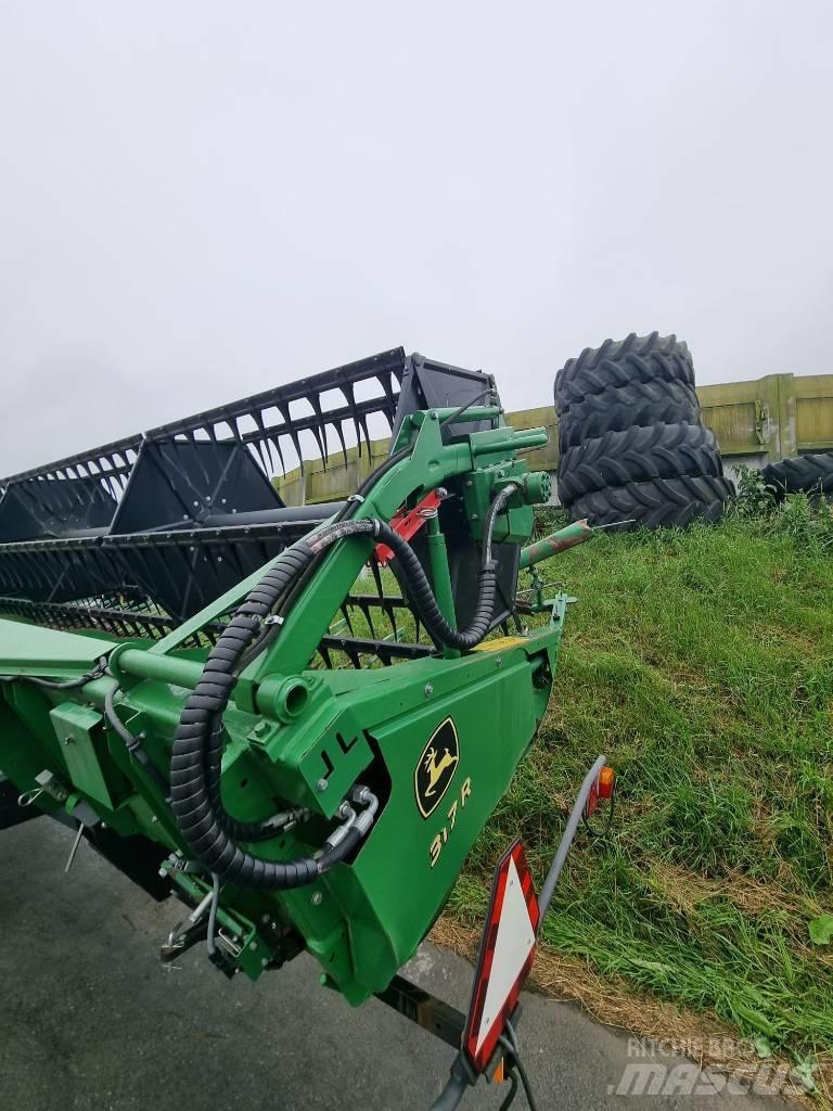 John Deere W 440 Moissonneuse batteuse