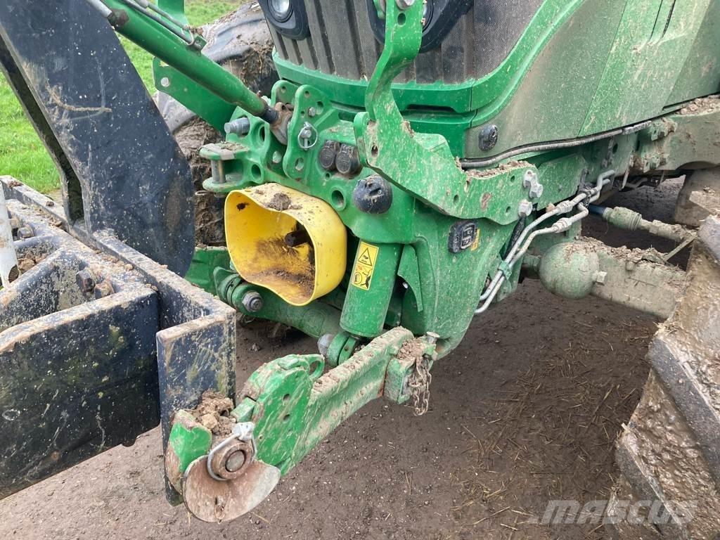 John Deere 6145R Tracteur
