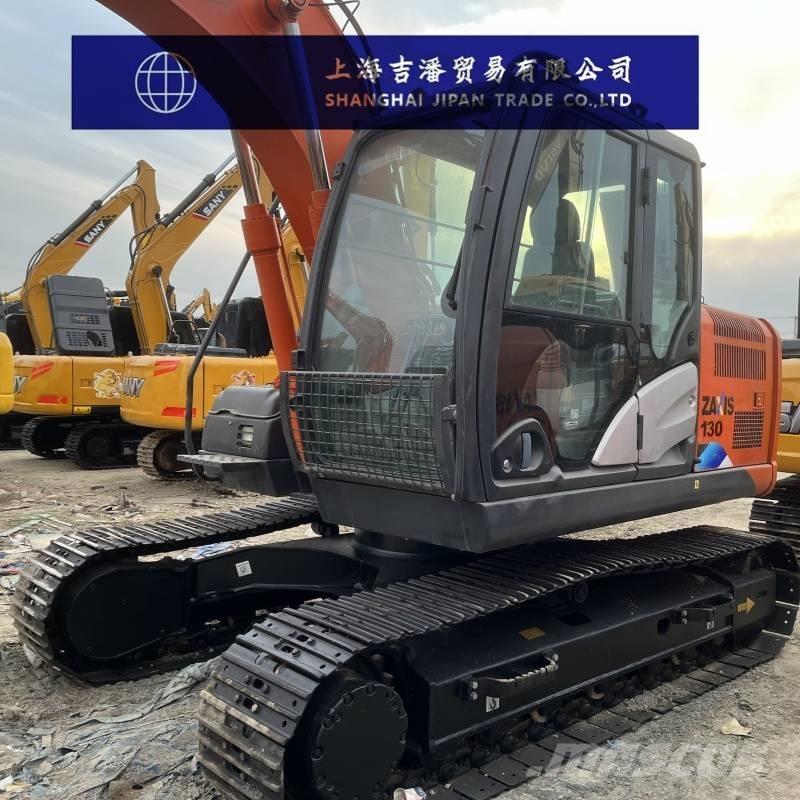 Hitachi ZX 130 Pelle sur chenilles